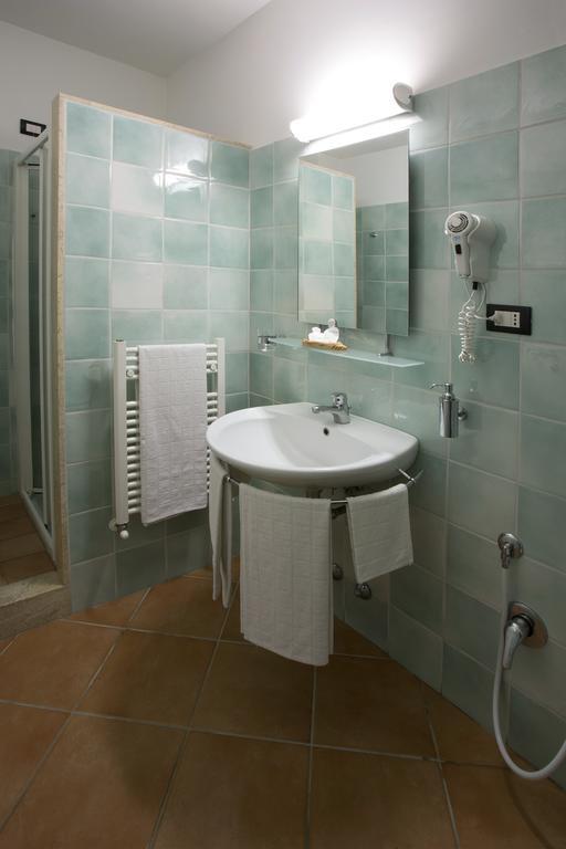 Hotel Vila Bahia Numana Kamer foto